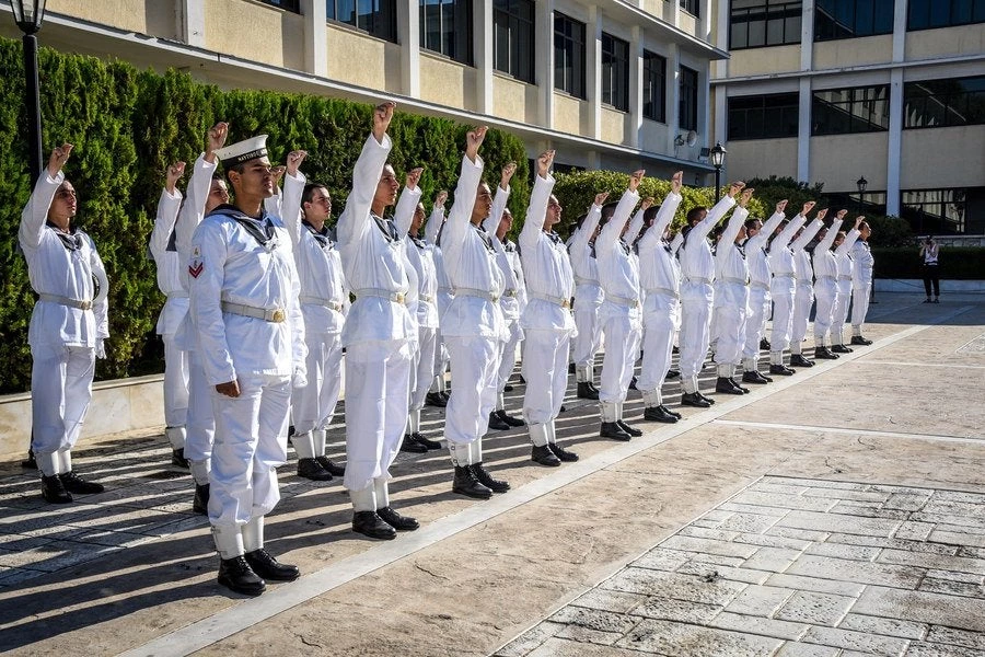 Ορκωμοσία πρωτοετών Ναυτικών Δοκίμων ΠΝ και Δοκίμων Σημαιοφόρων ΛΣ (εικόνες)